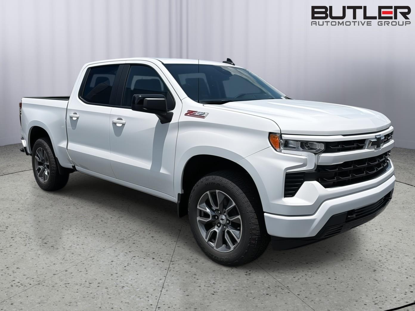 New 2026 Summit White Chevrolet RST image 8