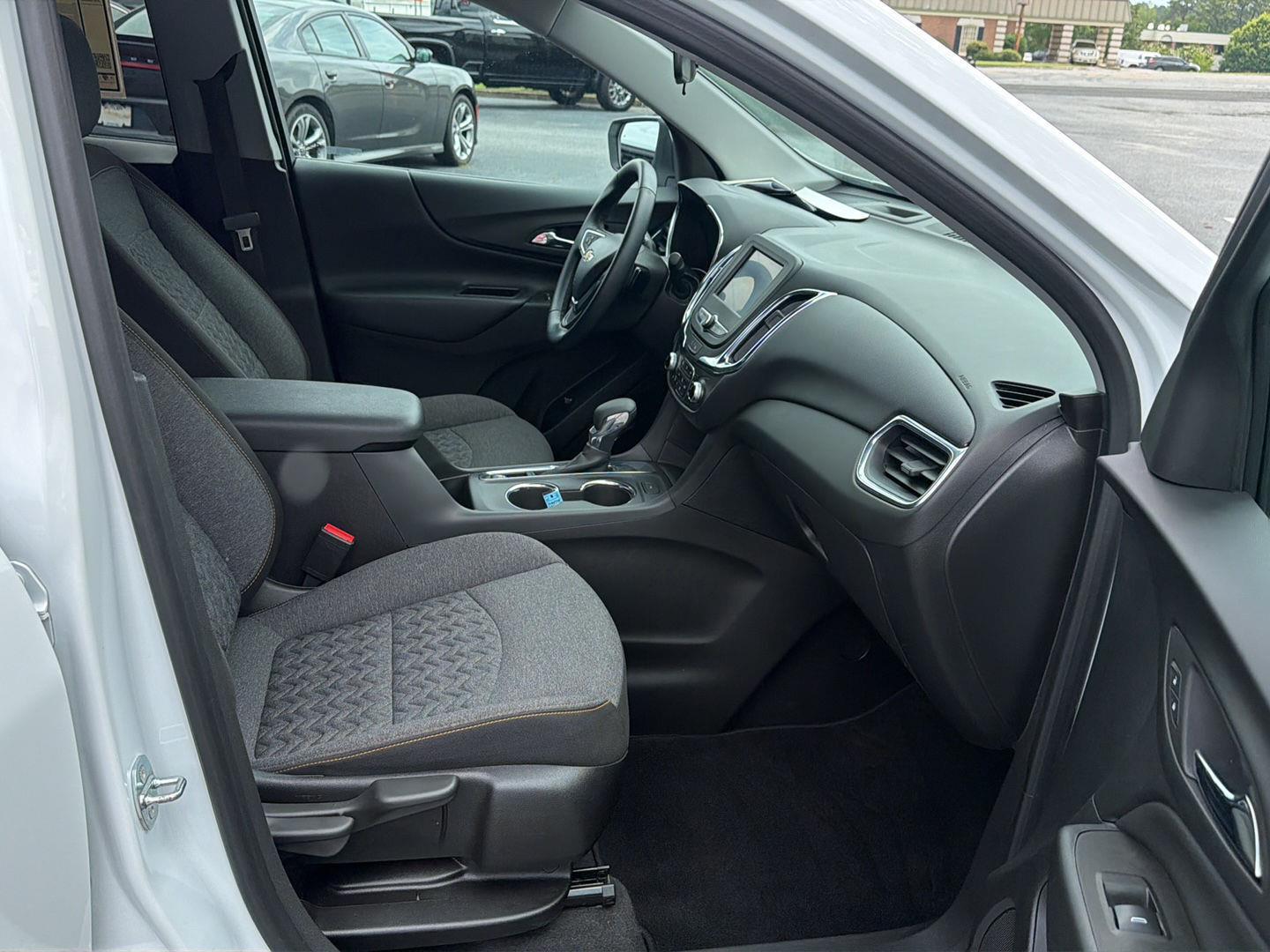 Used 2023 Chevrolet Equinox SUV
