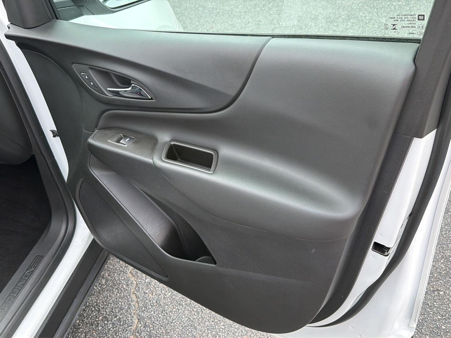 Used 2023 Chevrolet Equinox SUV