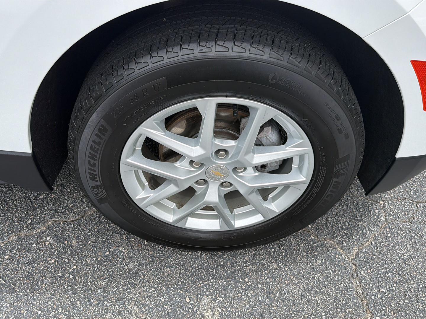Used 2023 Chevrolet Equinox SUV