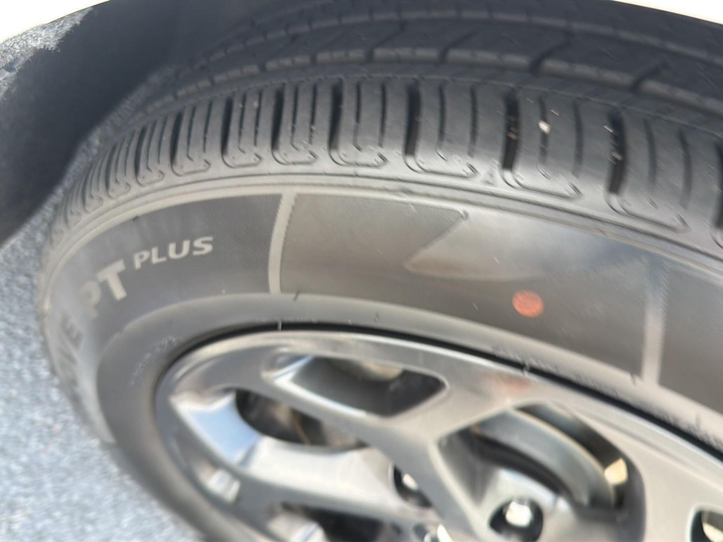 Used 2024 Chrysler Pacifica Van
