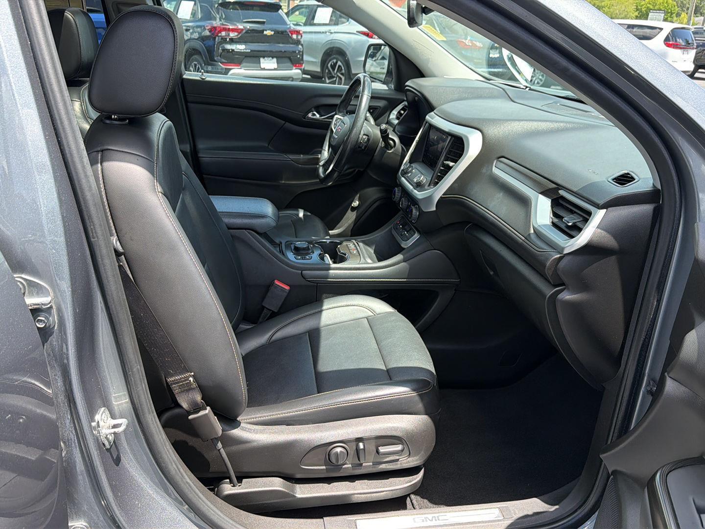Used 2021 GMC Acadia Sedan