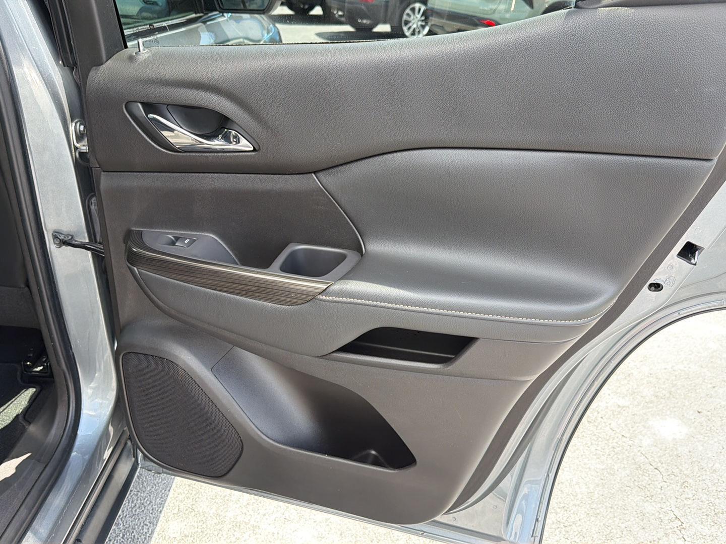 Used 2021 GMC Acadia Sedan