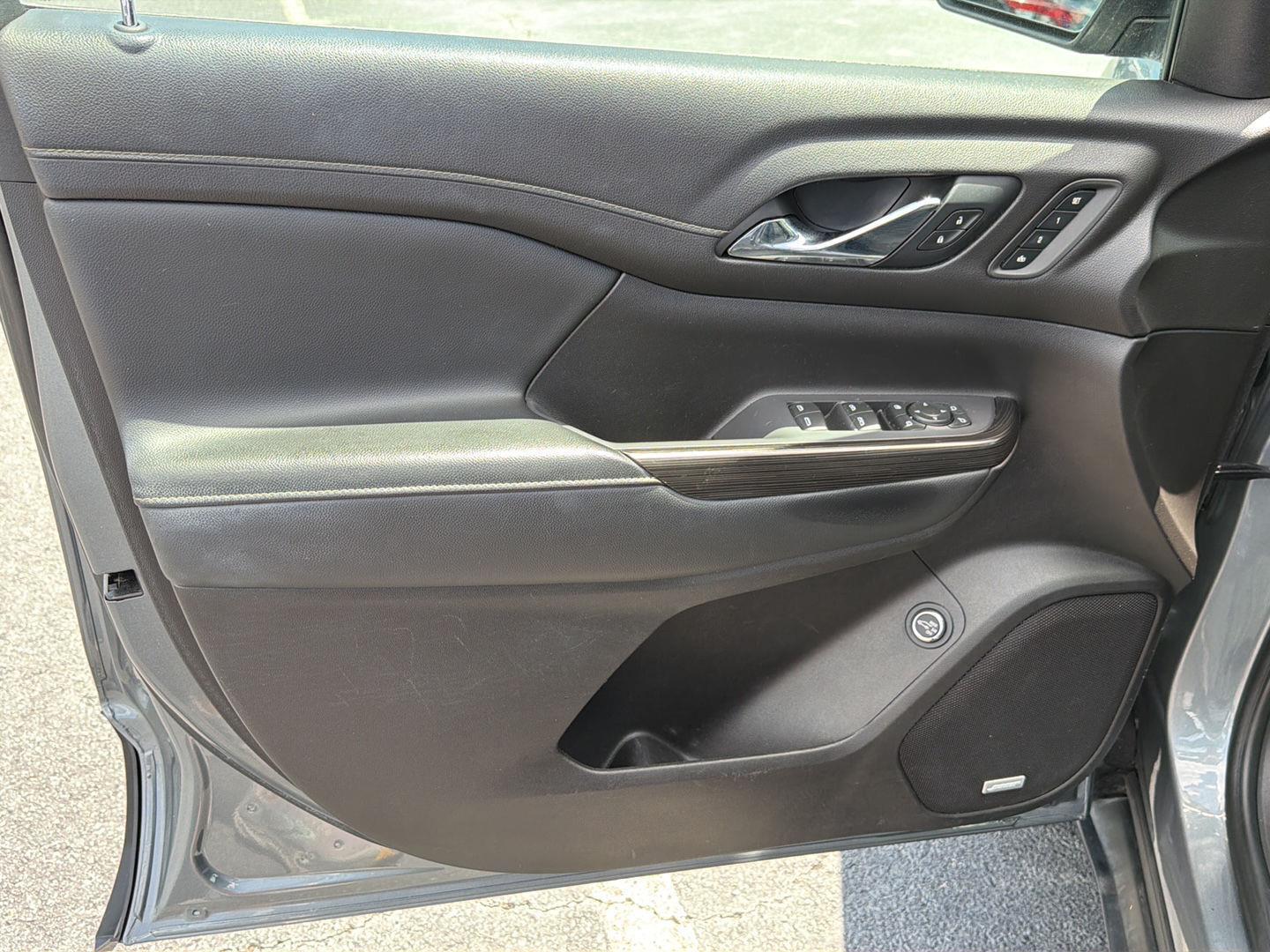 Used 2021 GMC Acadia Sedan