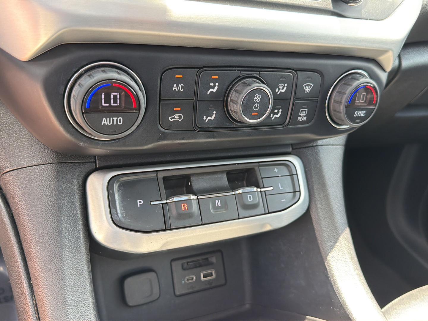Used 2021 GMC Acadia Sedan