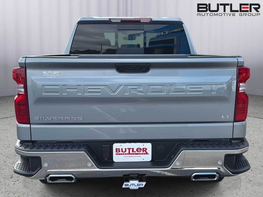 New 2026 Sterling Gray Metallic Chevrolet LT image 5