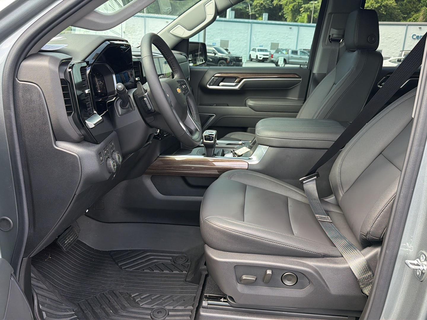 New 2026 Sterling Gray Metallic Chevrolet LT image 10