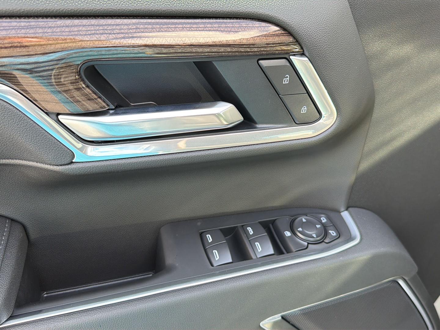 New 2026 Sterling Gray Metallic Chevrolet LT image 34