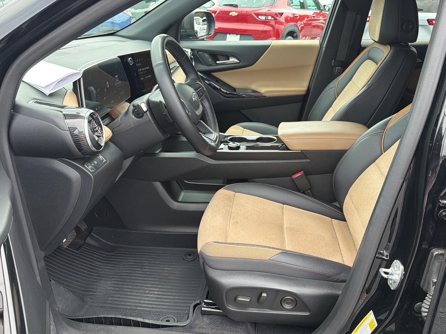 Used 2025 Chevrolet Equinox SUV
