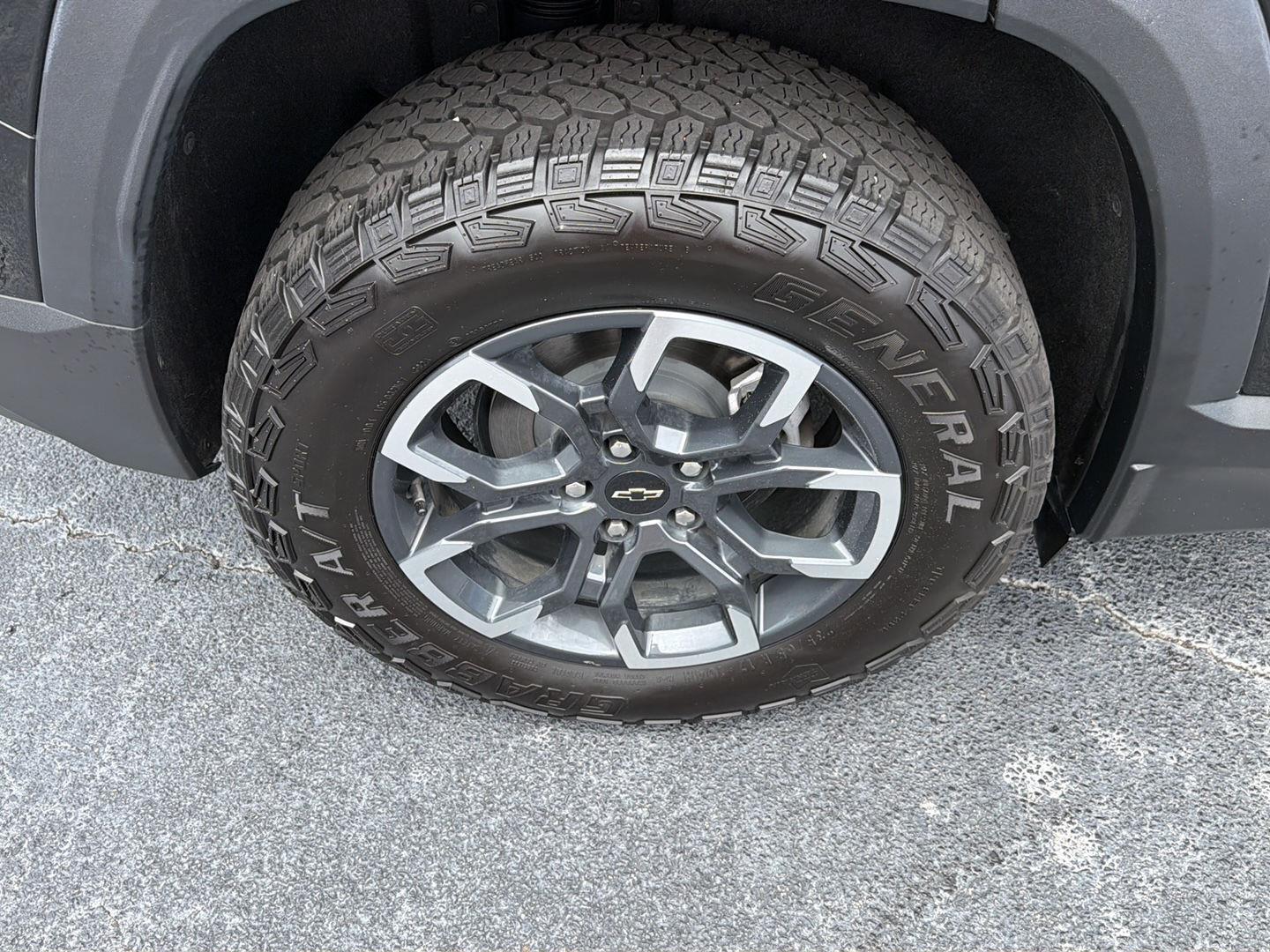 Used 2025 Chevrolet Equinox SUV