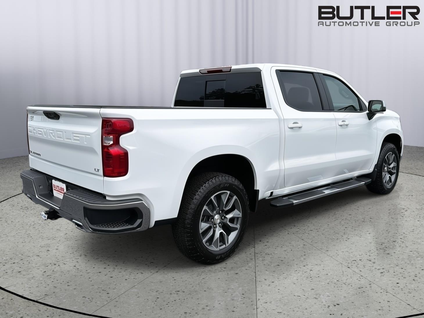 New 2026 Summit White Chevrolet LT image 6