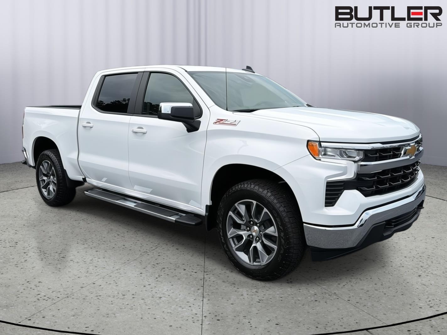 New 2026 Summit White Chevrolet LT image 8