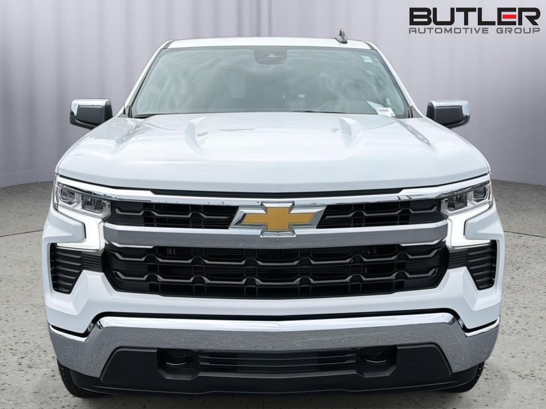 New 2026 Summit White Chevrolet LT image 9