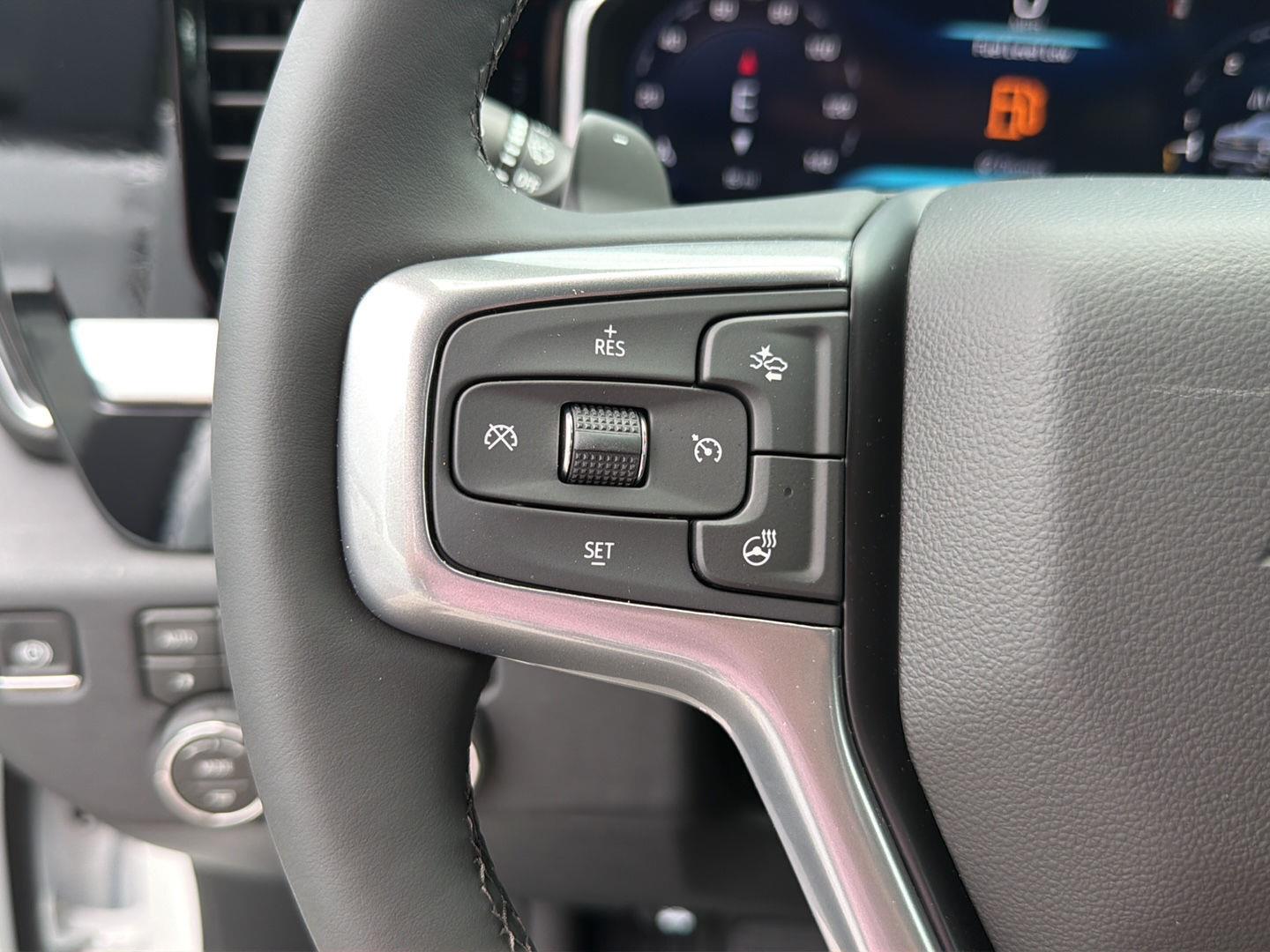 New 2026 Summit White Chevrolet LT image 21