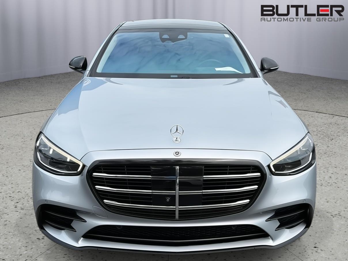 Used 2022 Cirrus Silver Metallic Mercedes-Benz S 580 image 9