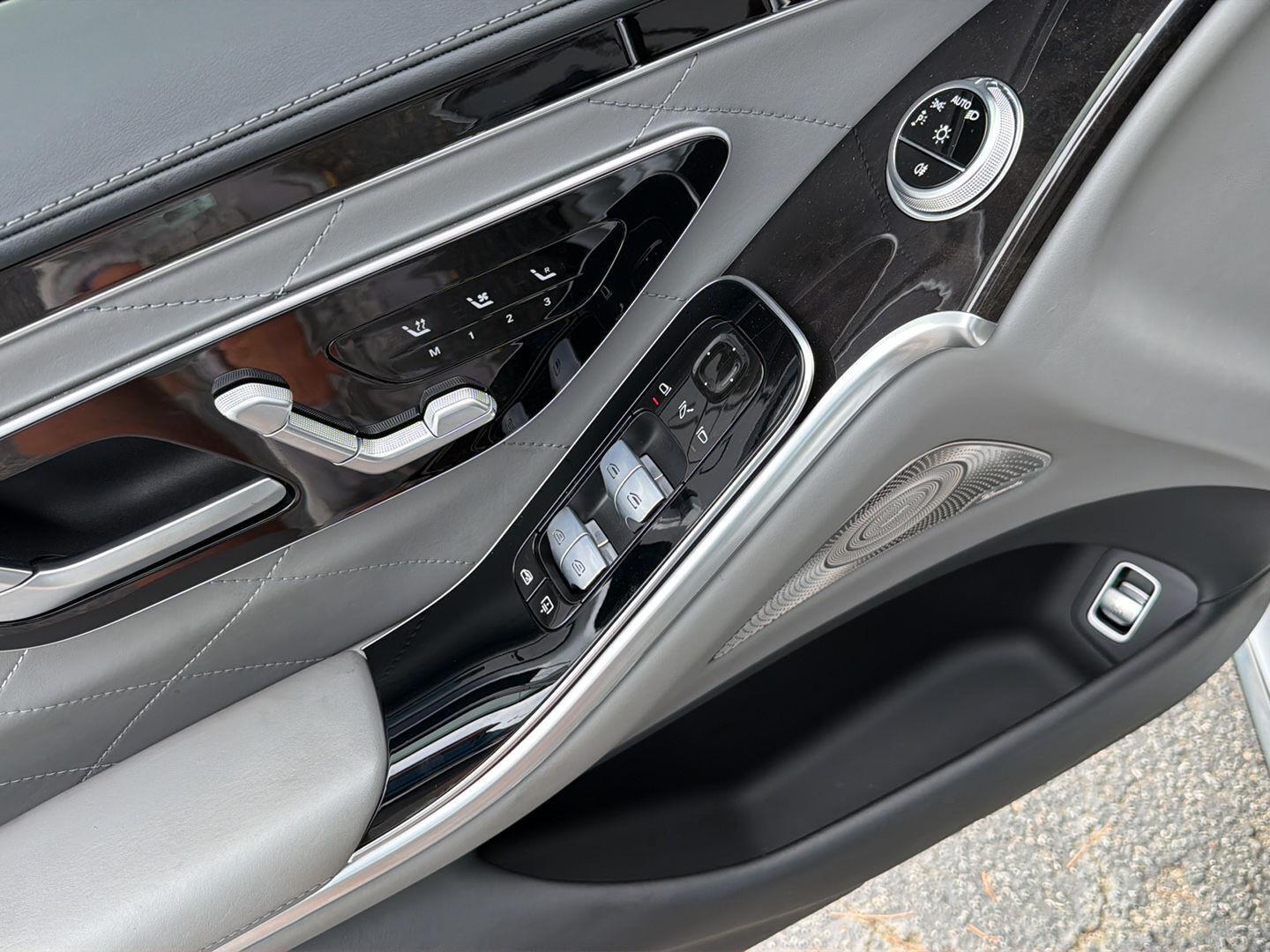Used 2022 Cirrus Silver Metallic Mercedes-Benz S 580 image 31