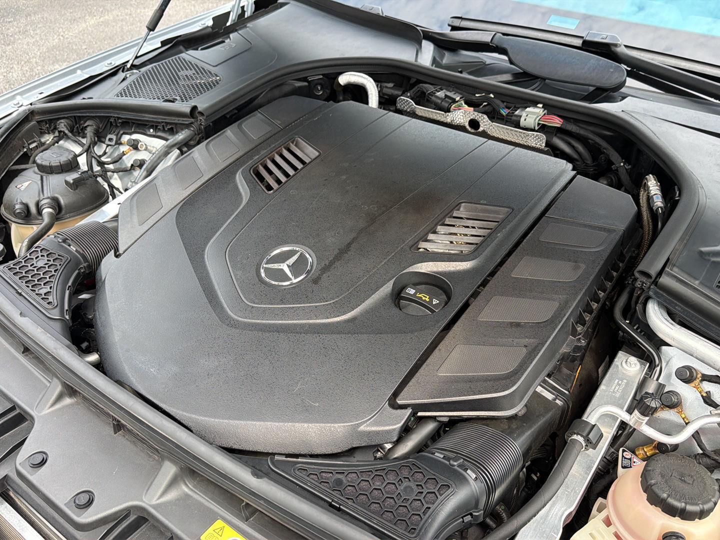 Used 2022 Cirrus Silver Metallic Mercedes-Benz S 580 image 34