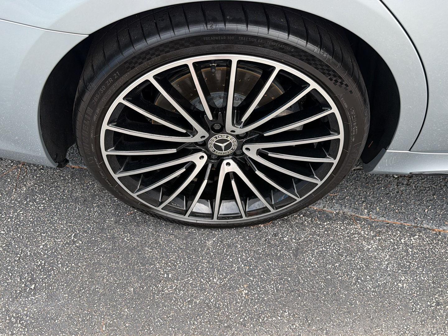 Used 2022 Cirrus Silver Metallic Mercedes-Benz S 580 image 37