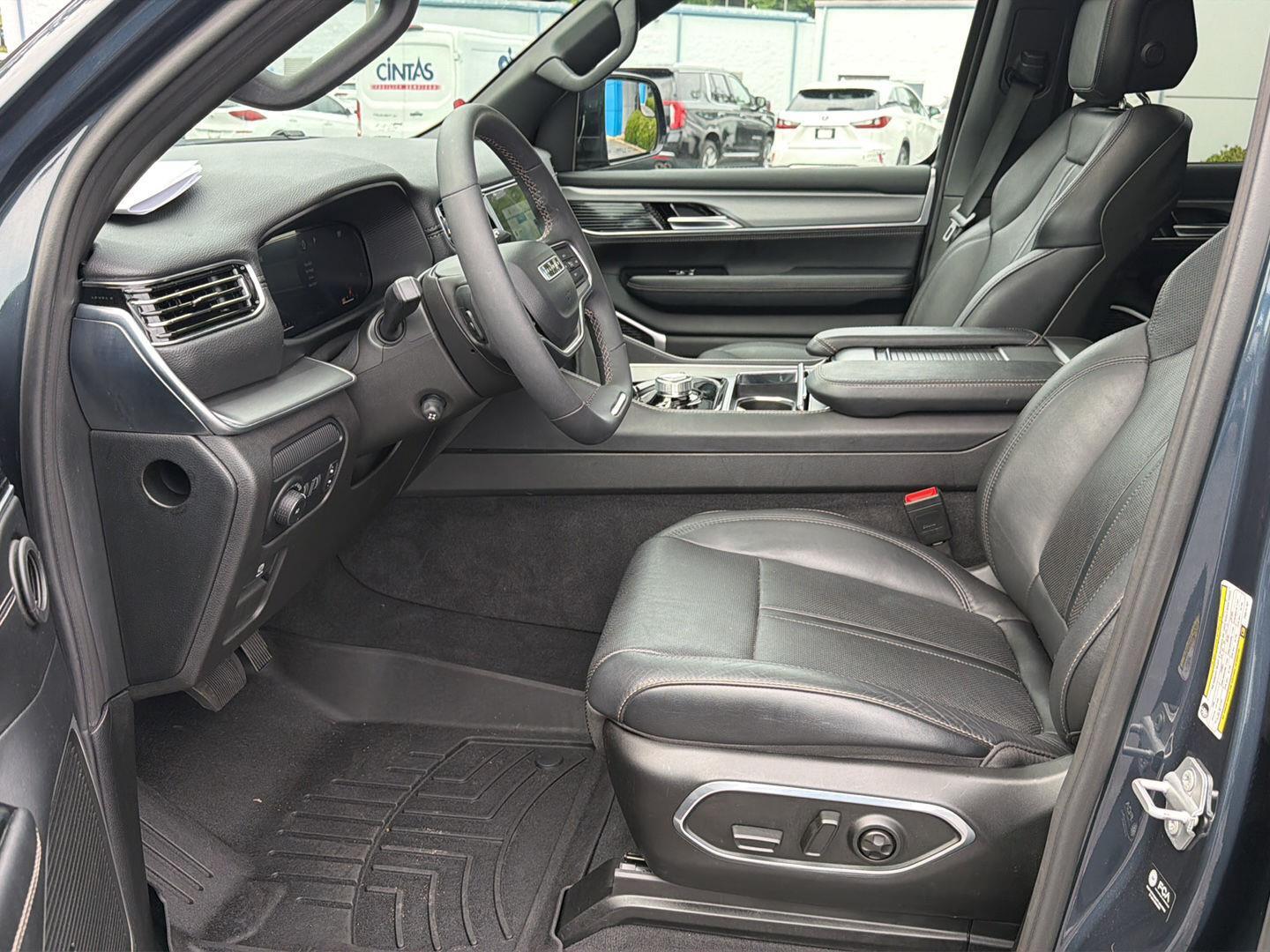 Used 2023 Jeep Wagoneer SUV