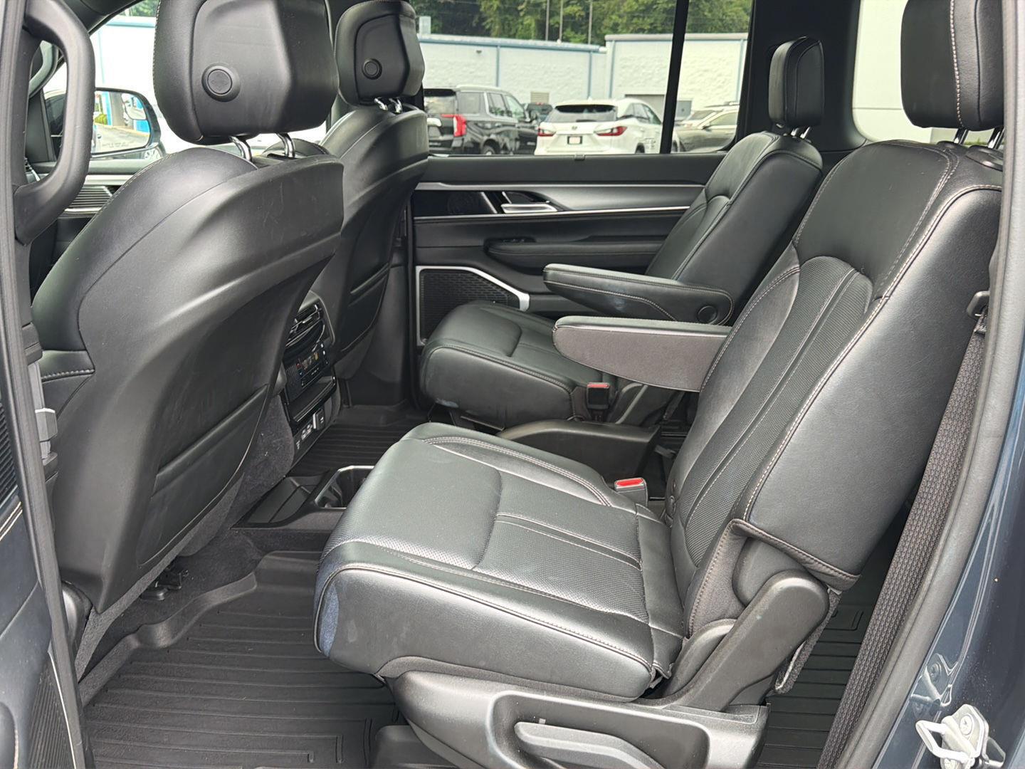 Used 2023 Jeep Wagoneer SUV