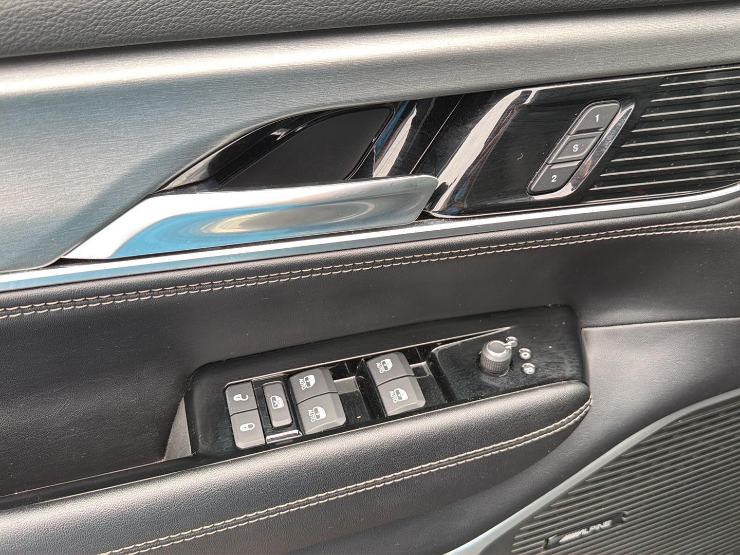 Used 2023 Jeep Wagoneer SUV