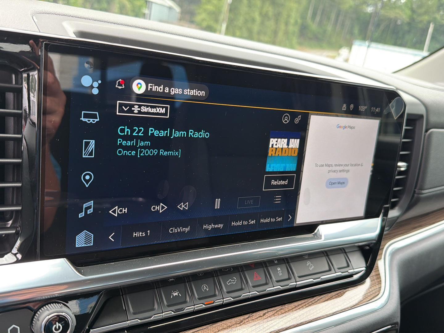 New 2026 Sterling Gray Metallic Chevrolet LT image 24