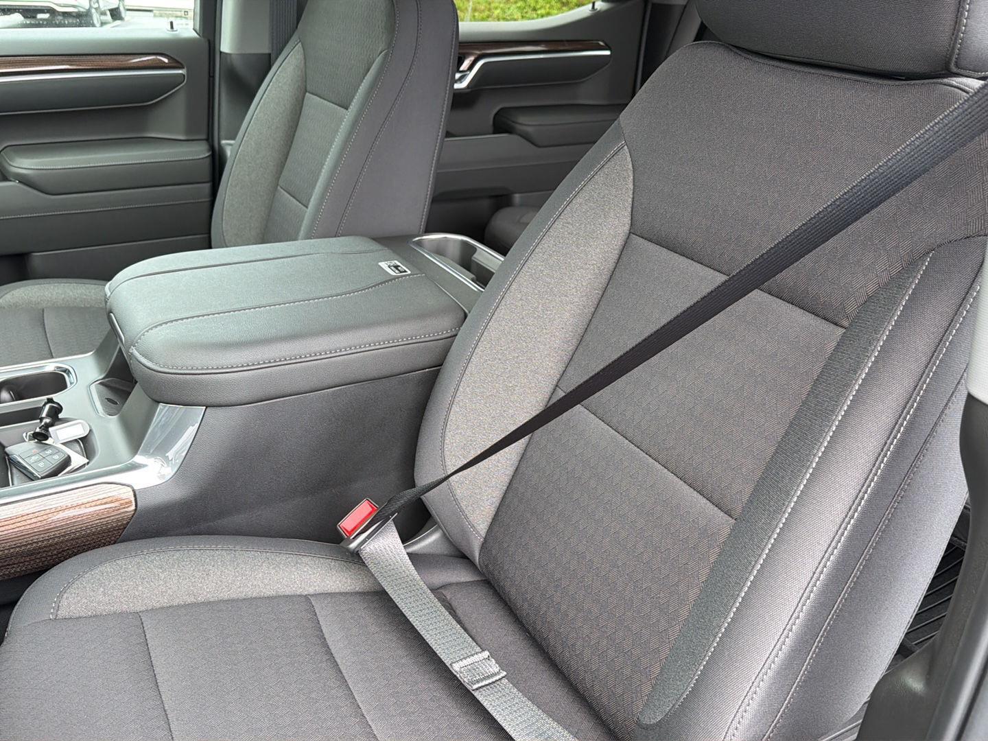 New 2026 Sterling Gray Metallic Chevrolet LT image 30