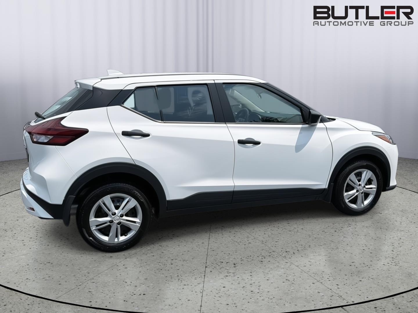 Used 2024 Nissan Kicks SUV
