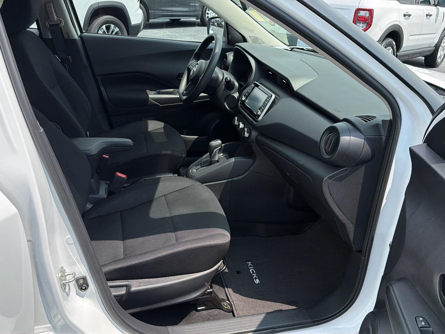 Used 2024 Nissan Kicks SUV