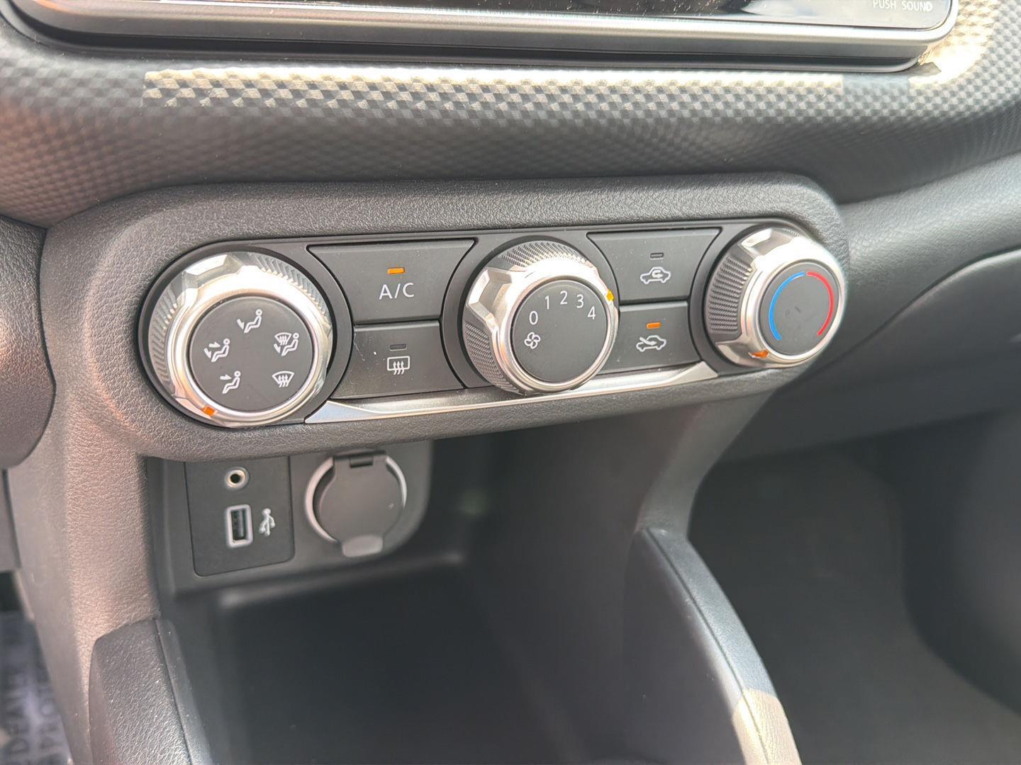 Used 2024 Nissan Kicks SUV