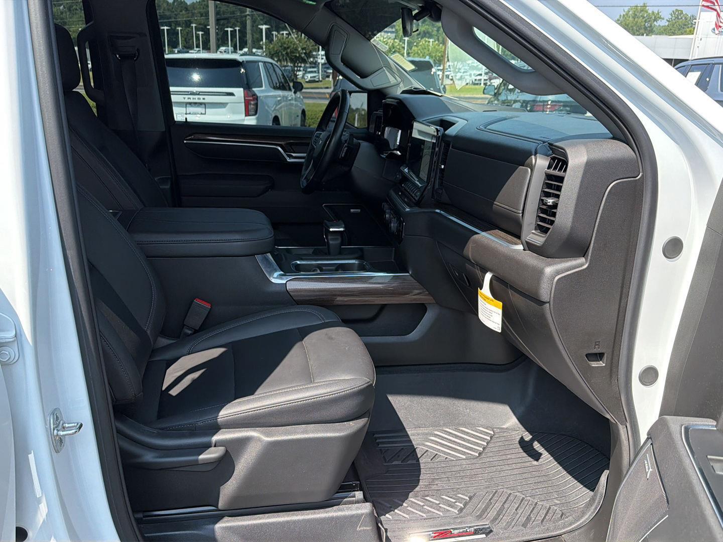 Used 2025 Chevrolet Silverado 1500 Truck