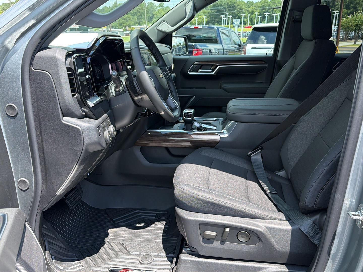 New 2026 Sterling Gray Metallic Chevrolet LT image 10