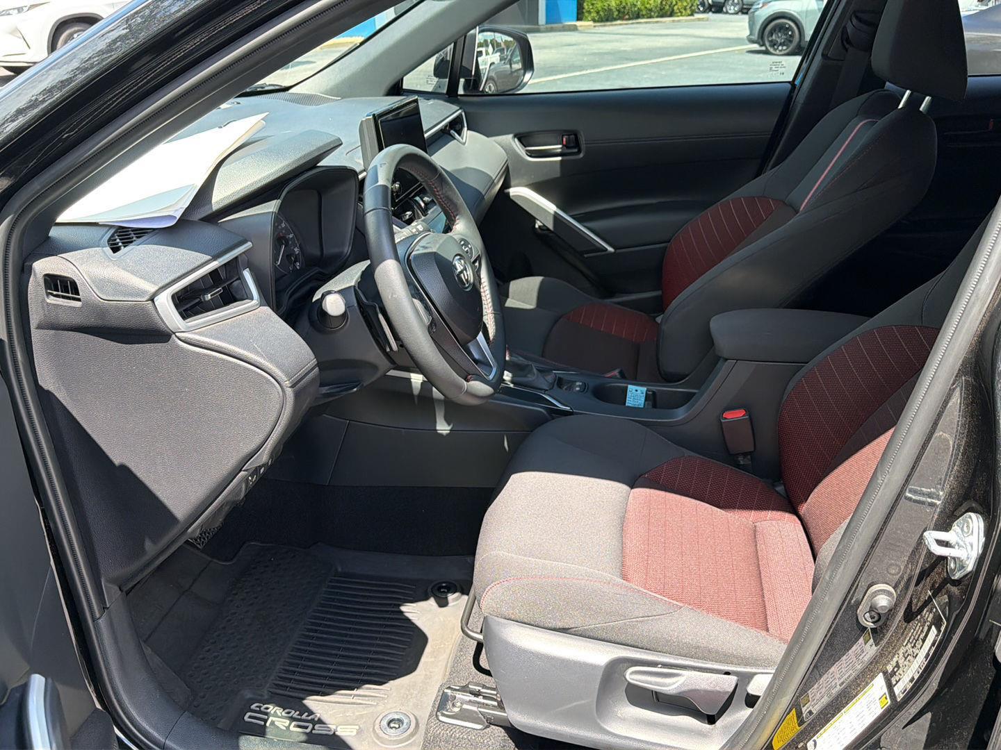 Used 2025 Toyota Corolla Cross SUV