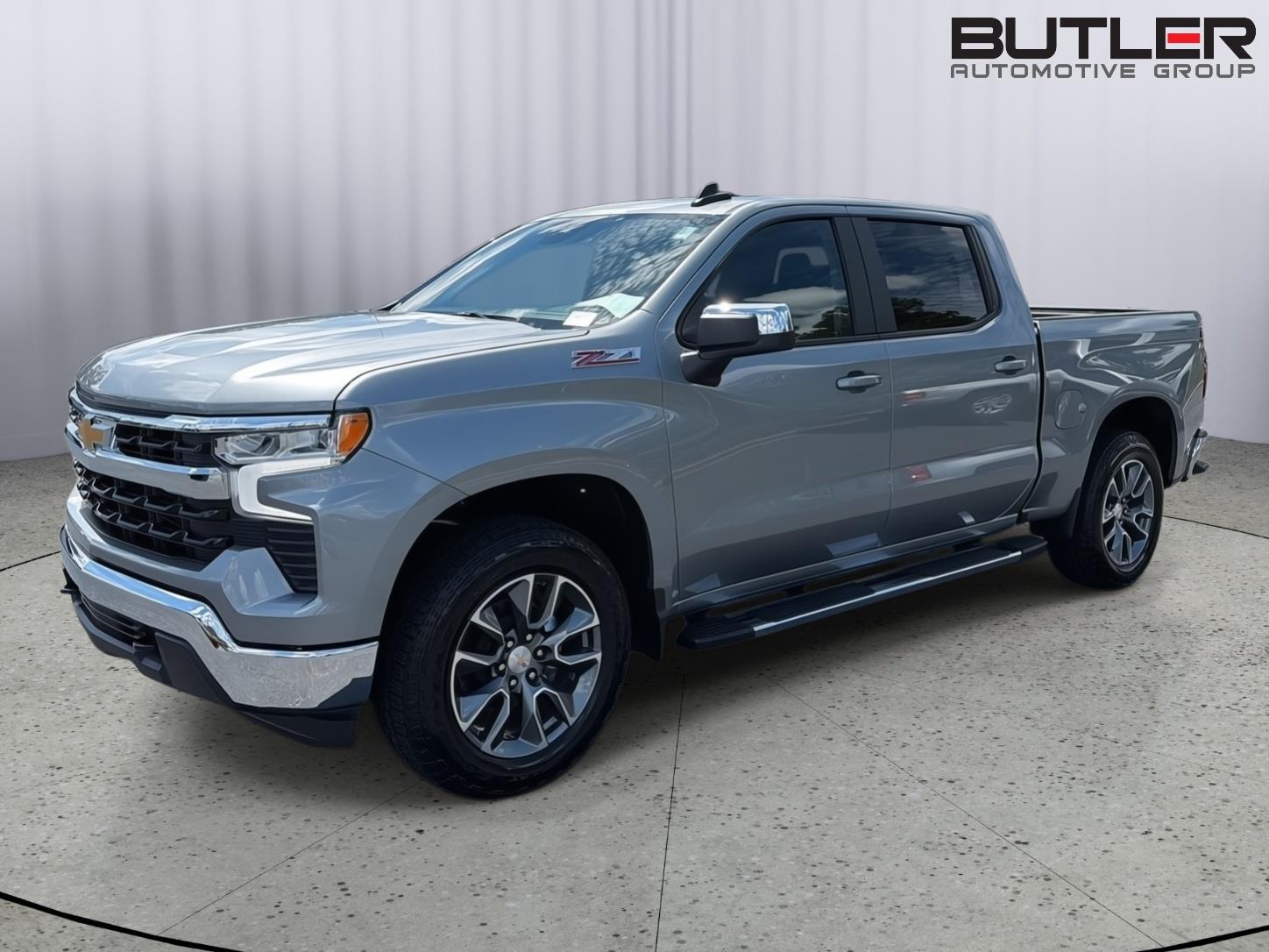 New 2026 Sterling Gray Metallic Chevrolet LT image 2