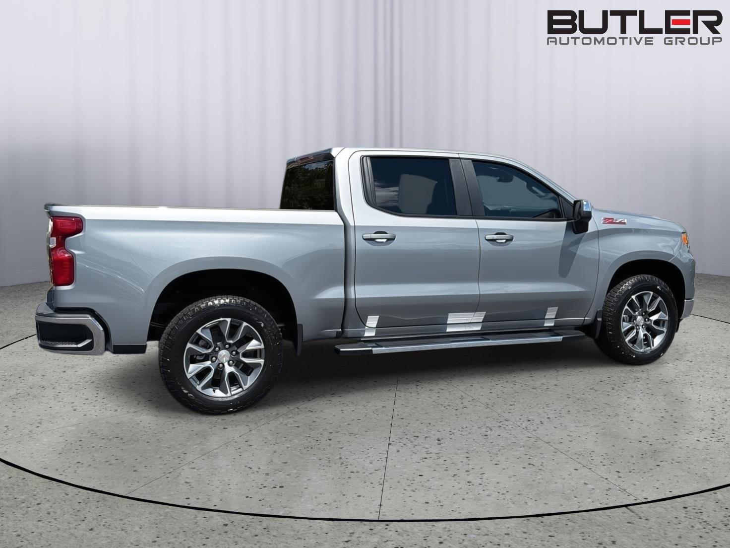 New 2026 Sterling Gray Metallic Chevrolet LT image 8