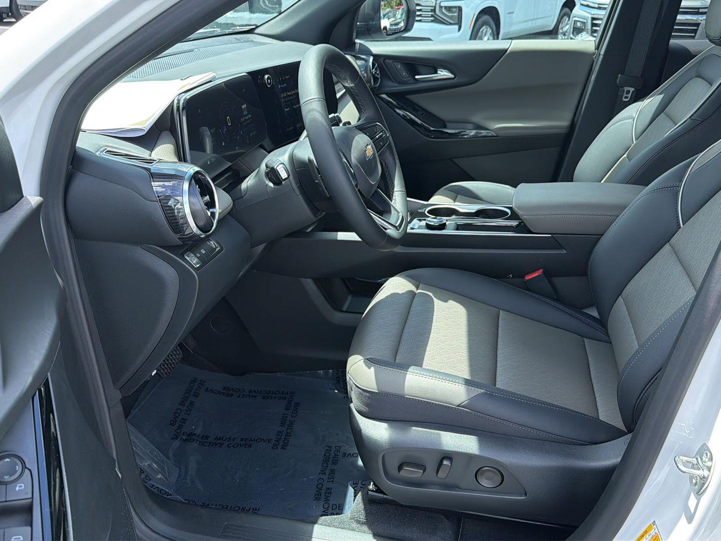 New 2026 Summit White Chevrolet FWD LT image 10