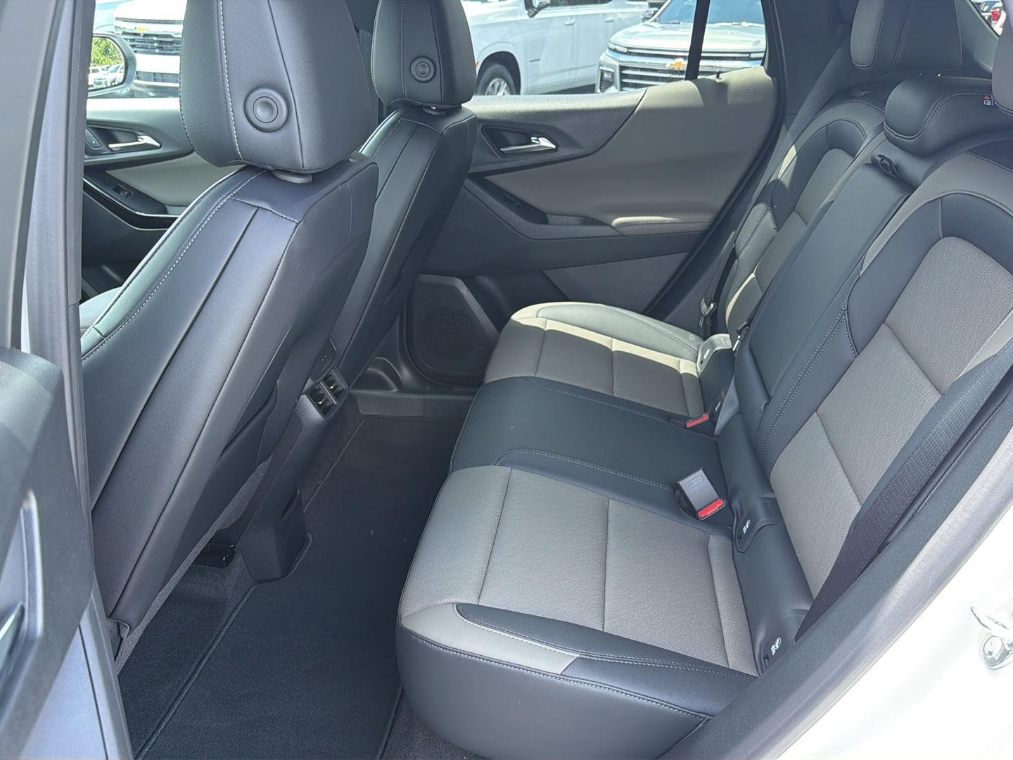 New 2026 Summit White Chevrolet FWD LT image 11