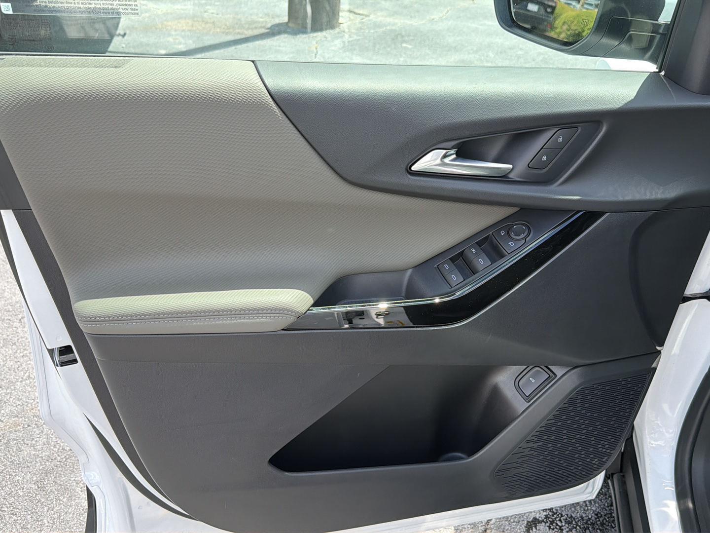 New 2026 Summit White Chevrolet FWD LT image 16