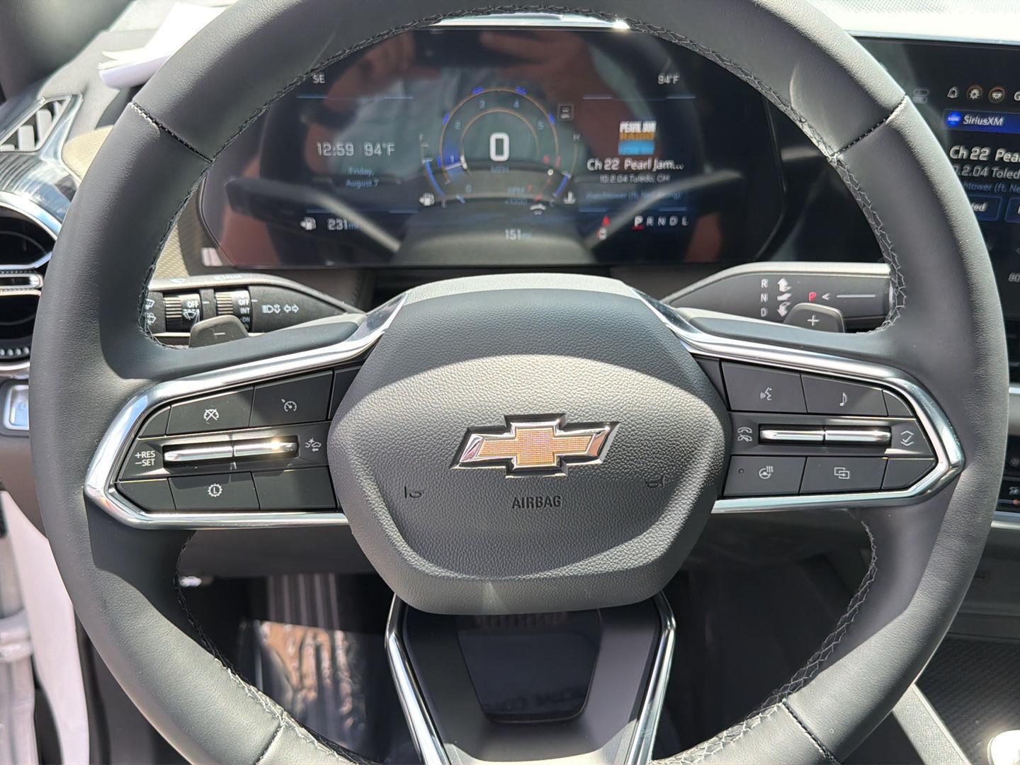 New 2026 Summit White Chevrolet FWD LT image 19