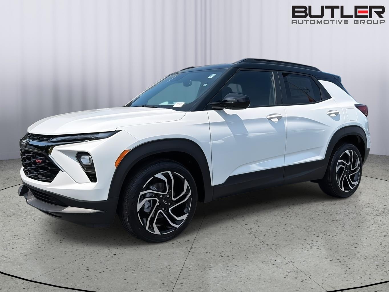 New 2026 Iridescent Pearl Tricoat Chevrolet RS image 2