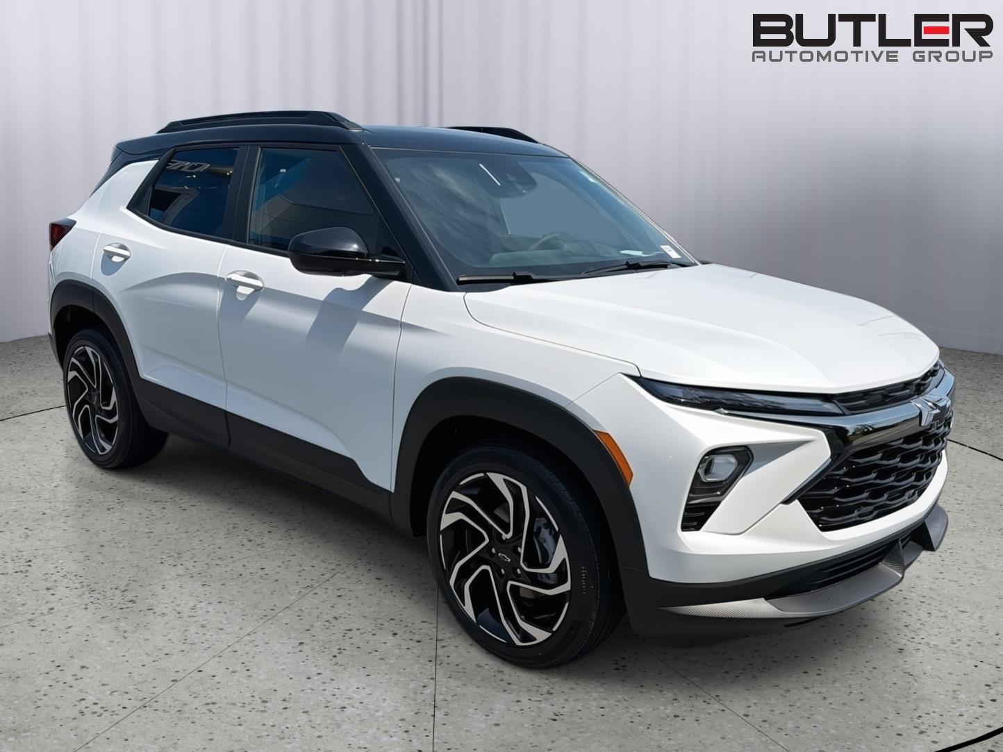 New 2026 Iridescent Pearl Tricoat Chevrolet RS image 14
