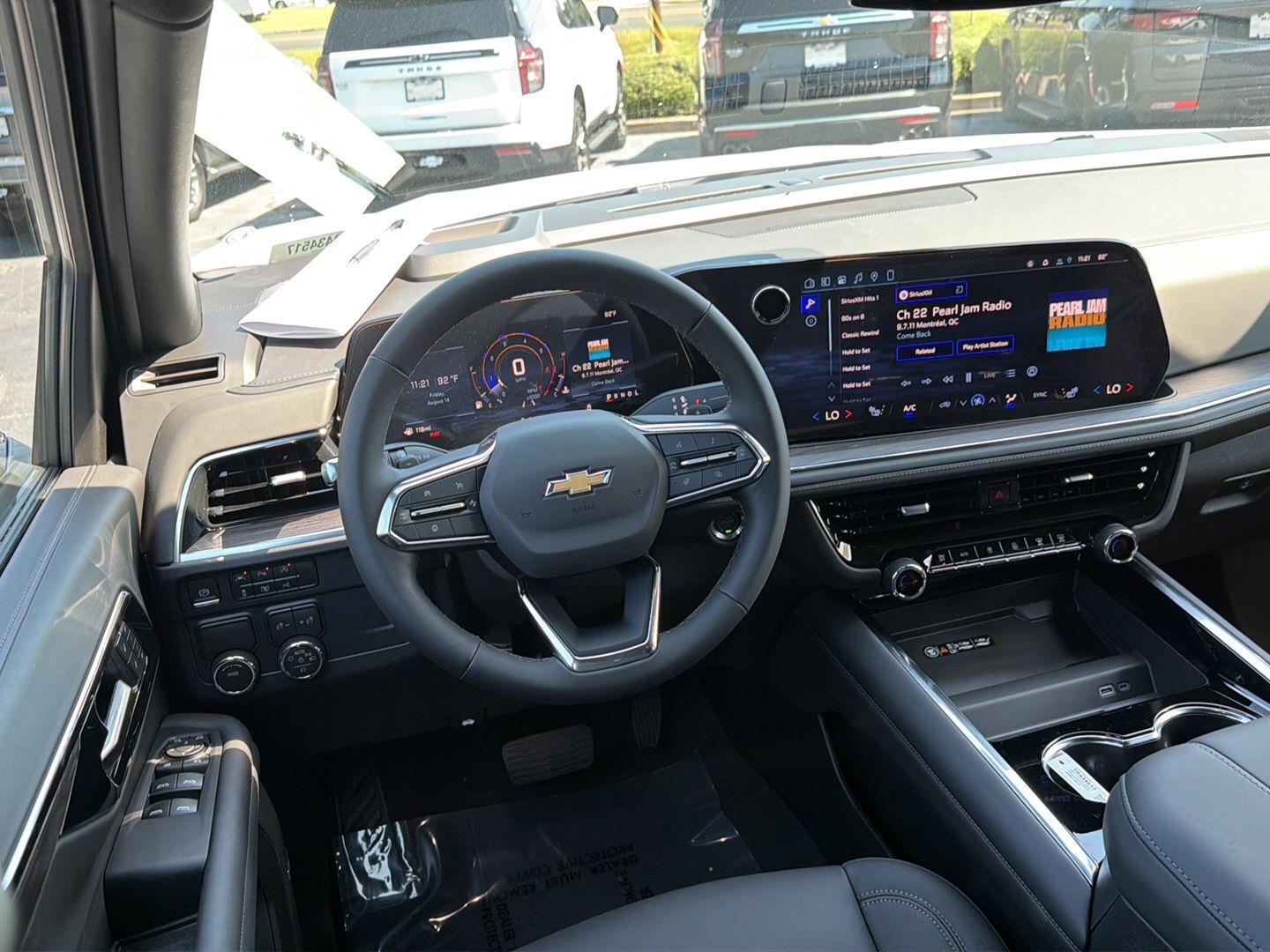 New 2026 Summit White Chevrolet LT image 20