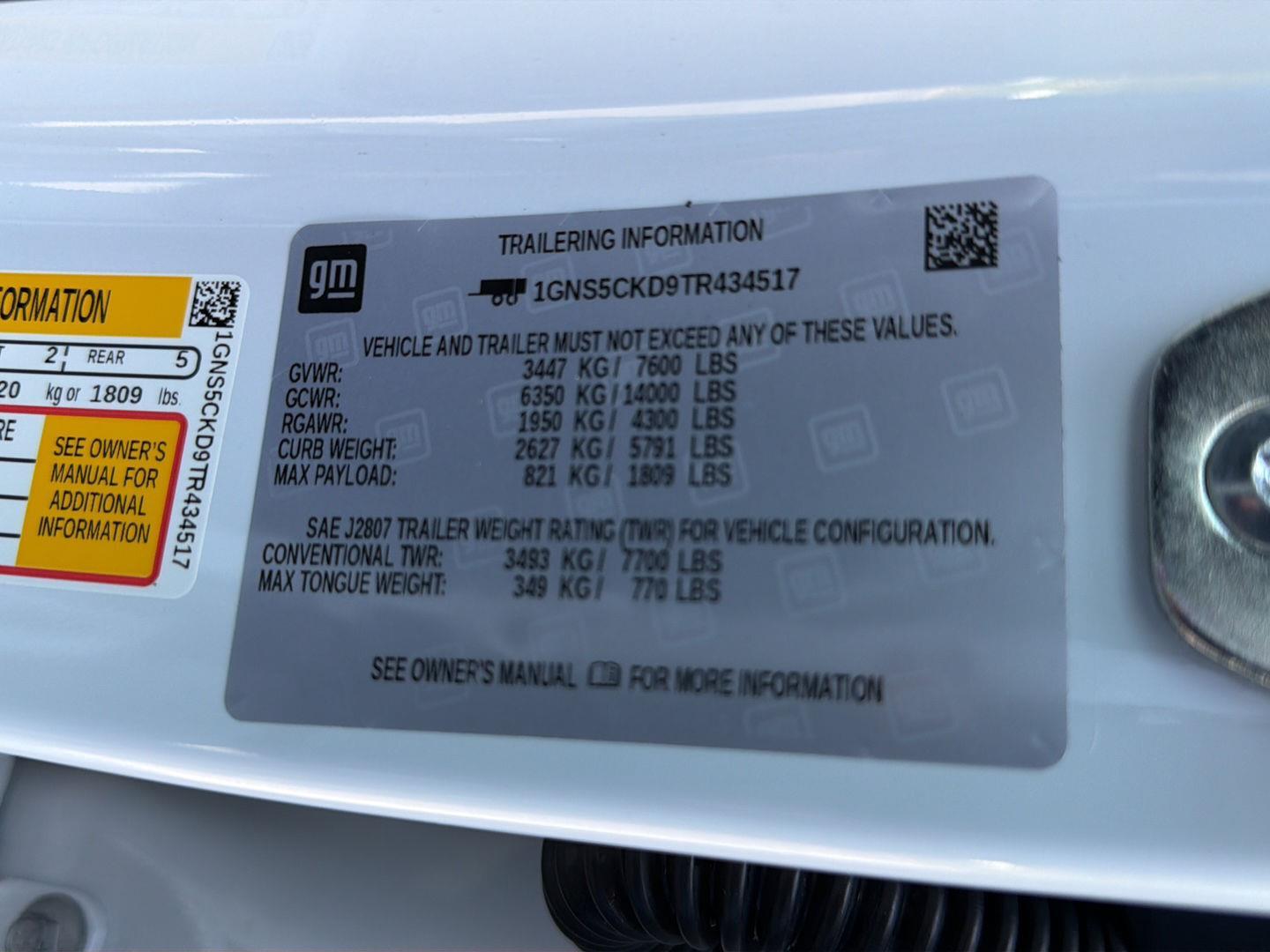 New 2026 Summit White Chevrolet LT image 39