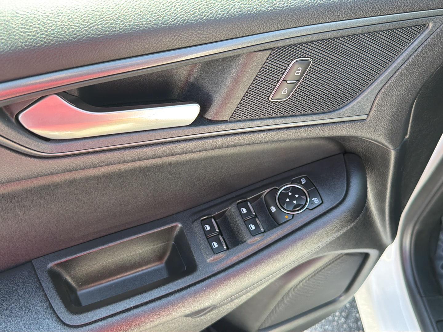 Used 2024 Ford Edge SUV