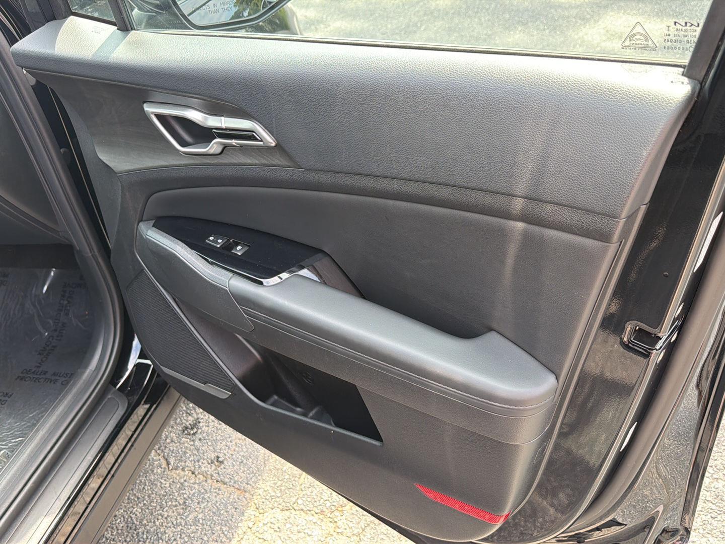 Used 2025 Kia Sportage SUV
