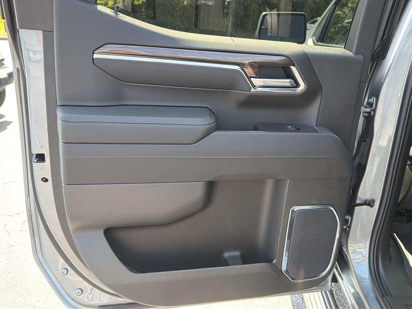 New 2026 Sterling Gray Metallic Chevrolet LT Trail Boss image 17
