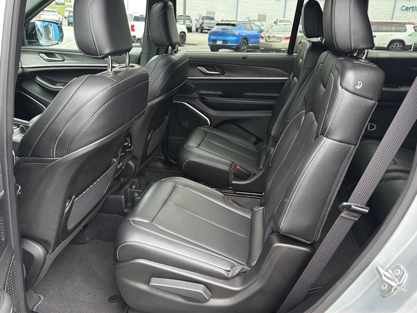 Used 2025 Jeep Grand Cherokee L SUV