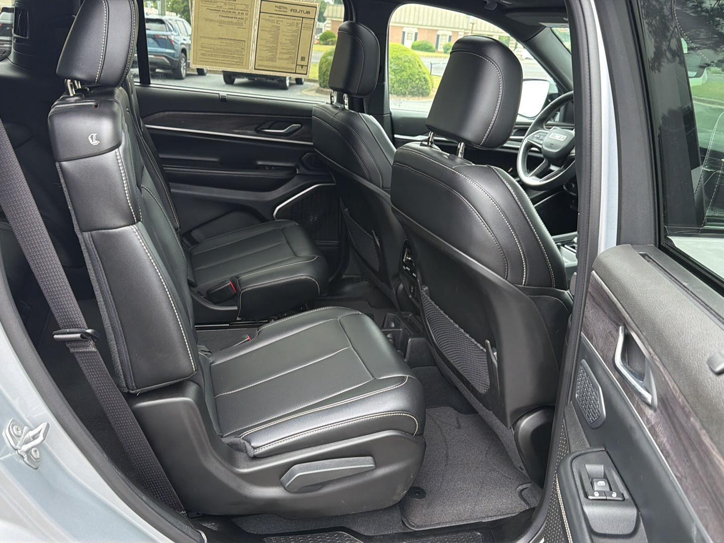 Used 2025 Jeep Grand Cherokee L SUV