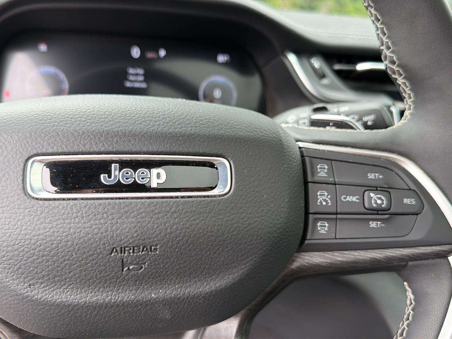 Used 2025 Jeep Grand Cherokee L SUV