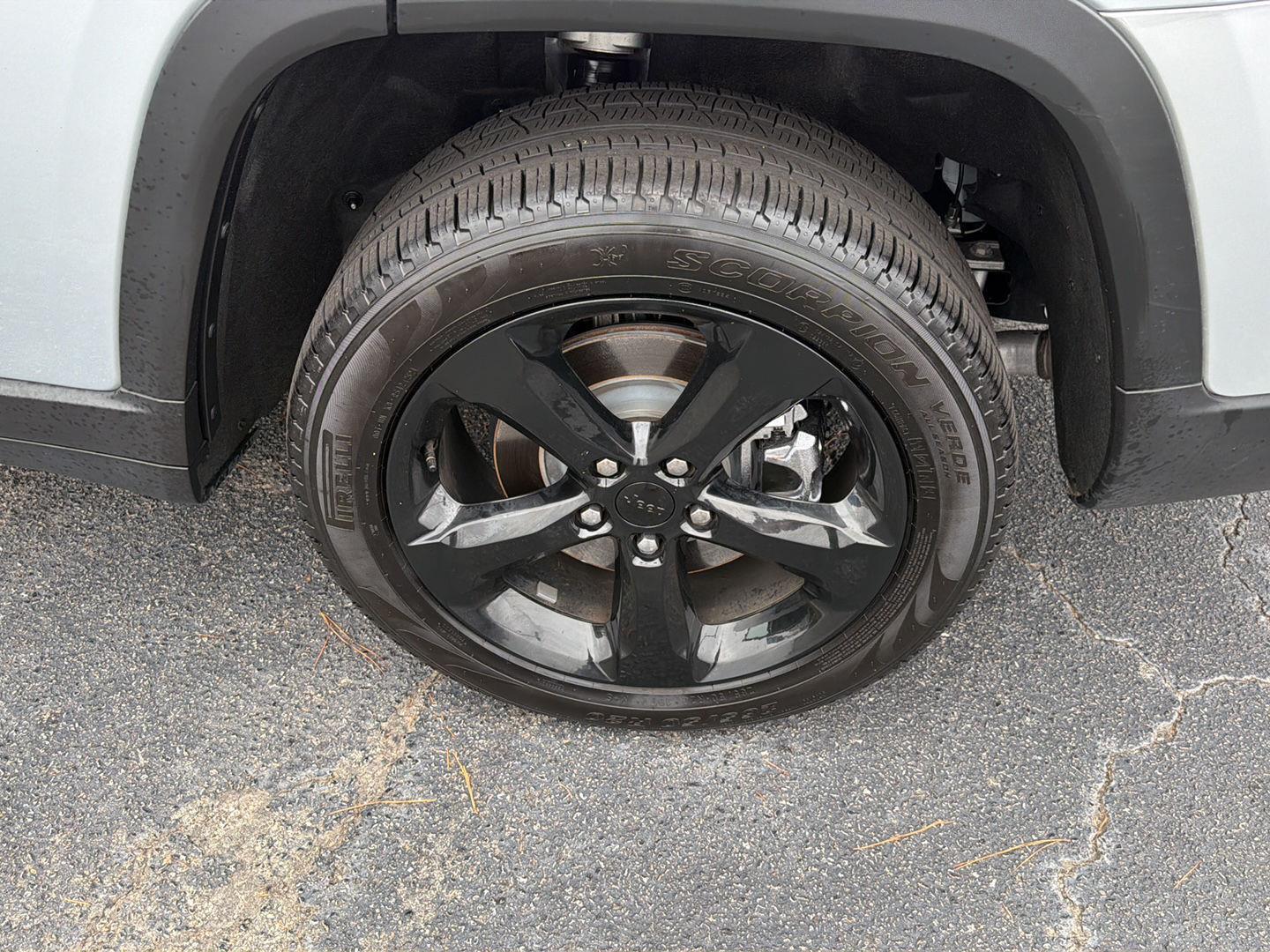 Used 2025 Jeep Grand Cherokee L SUV